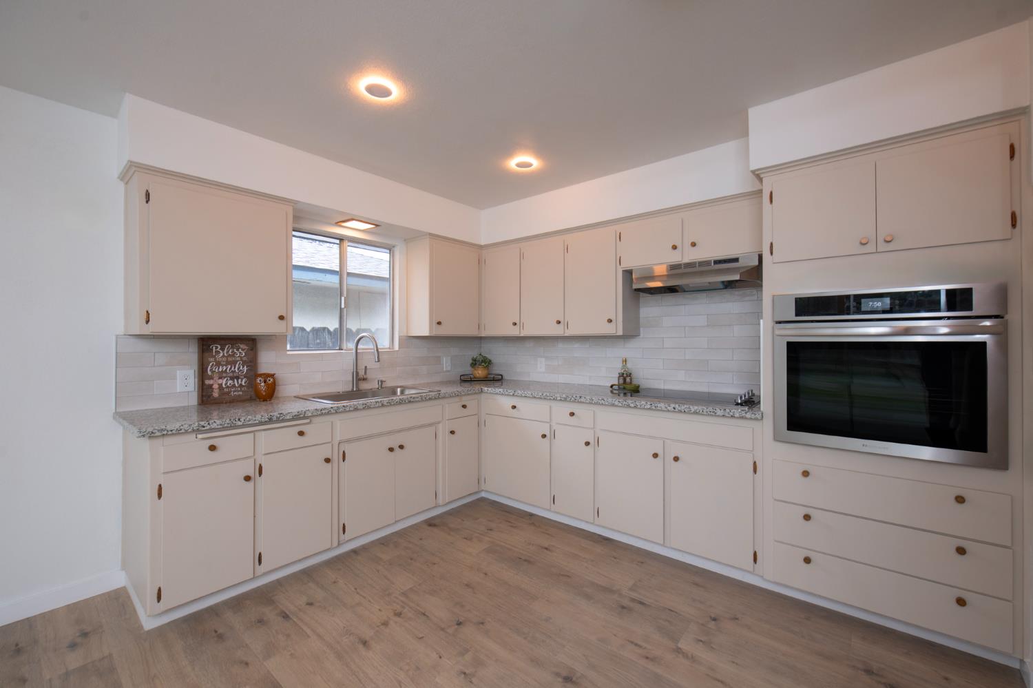 5356 N Bond Street, Fresno, CA, 93710