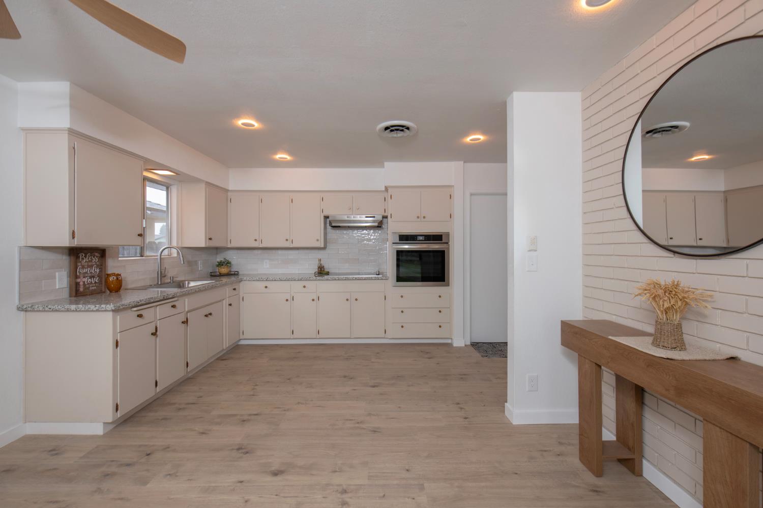 5356 N Bond Street, Fresno, CA, 93710
