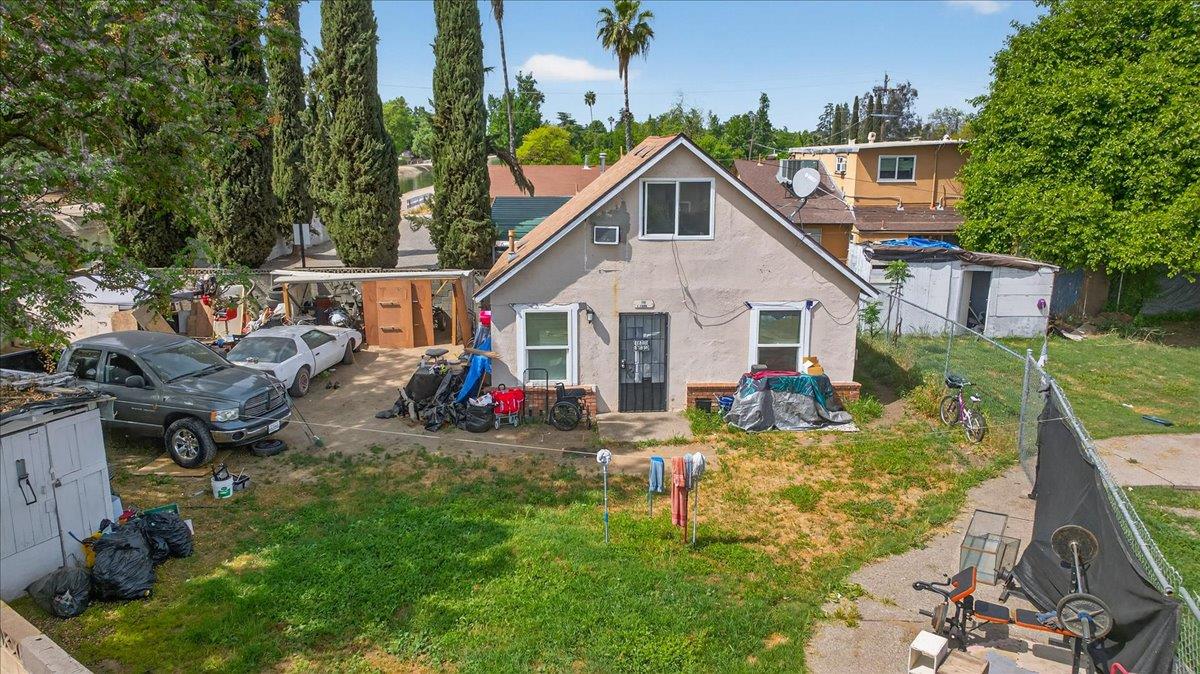 1328 E Fedora Avenue, Fresno, CA, 93704