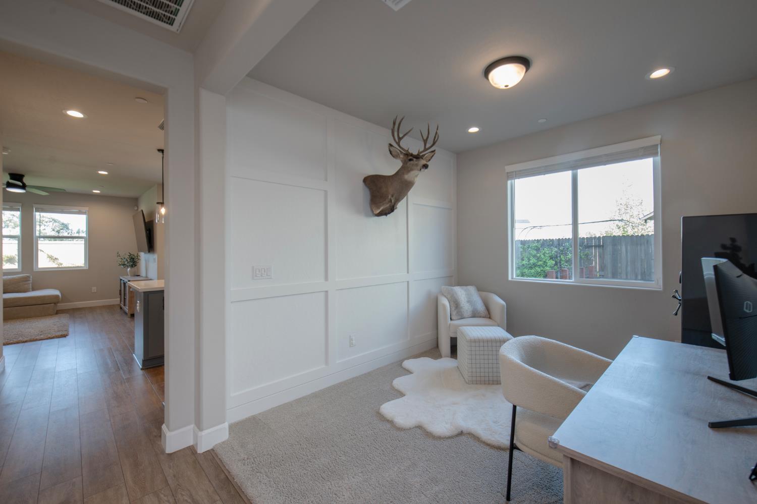 998 Ponderosa Way W, Madera, CA, 93636