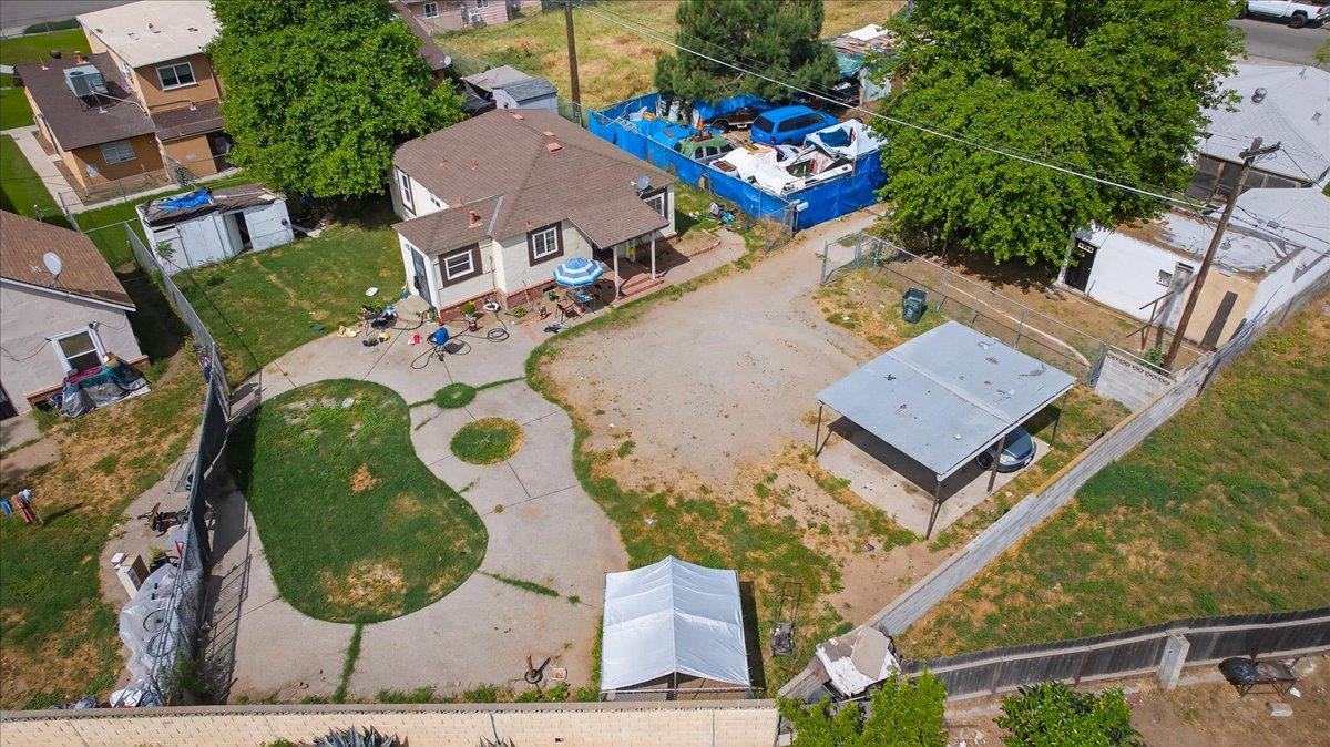 1328 E Fedora Avenue, Fresno, CA, 93704