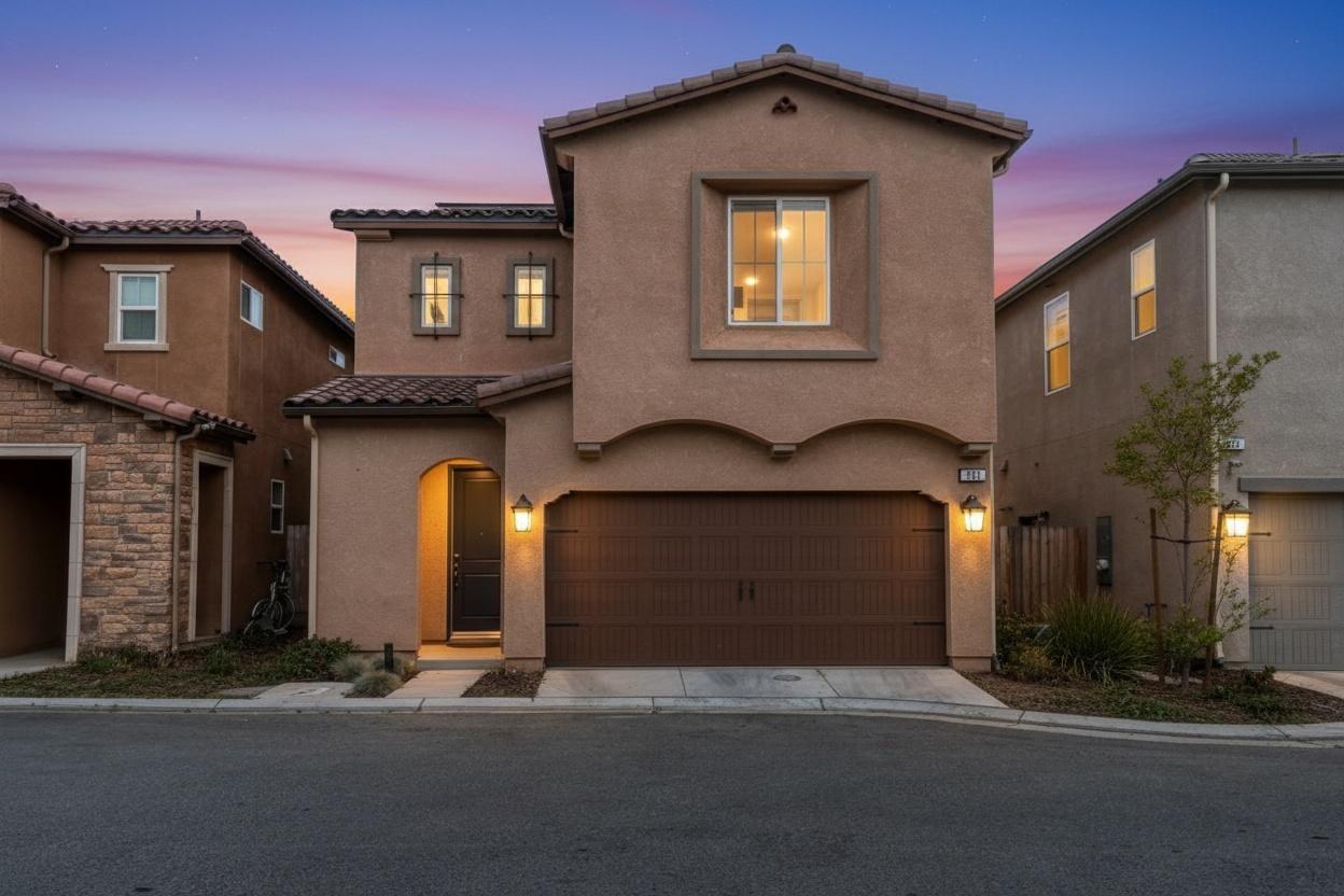 <p>Fresno-Clovis Featured listings</p>