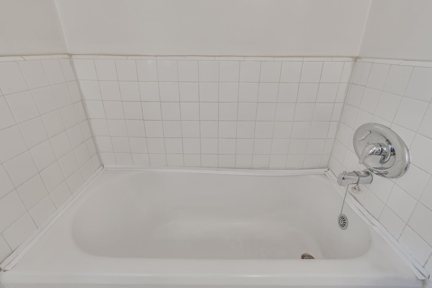 500 N G Street, Madera, CA, 93637