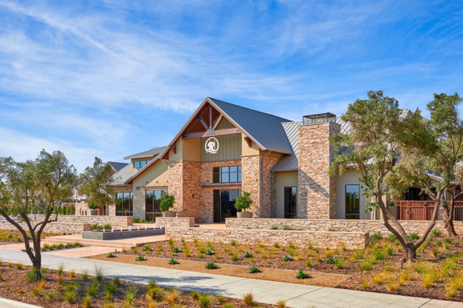 998 Ponderosa Way W, Madera, CA, 93636