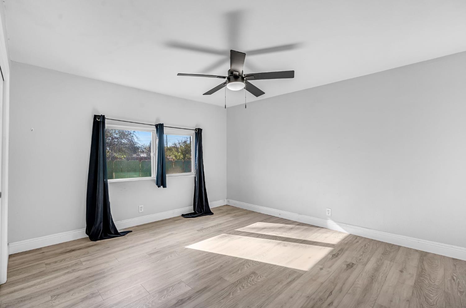 21 E Eden, Fresno, CA, 93706