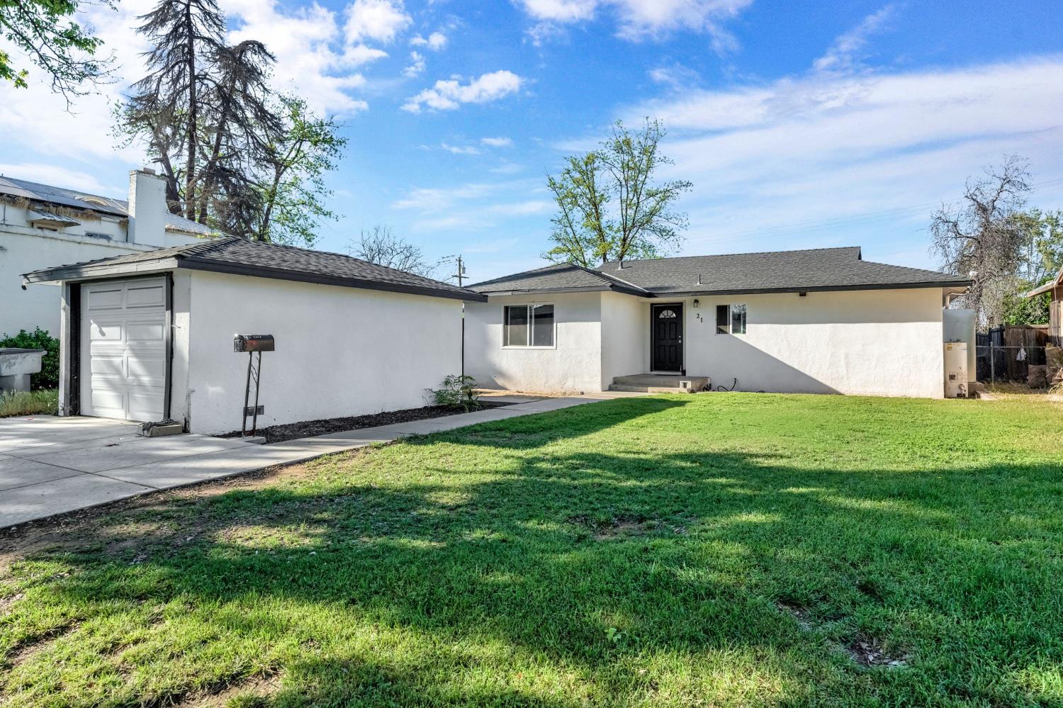 21 E Eden, Fresno, CA, 93706