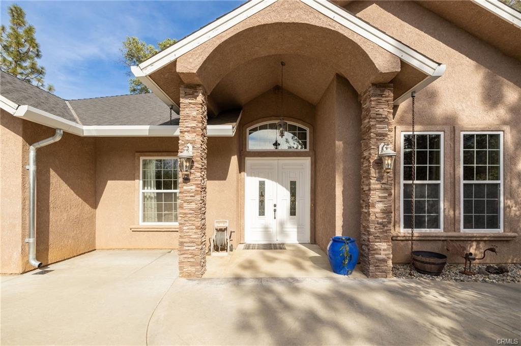 Single Family in Coarsegold - photo 3