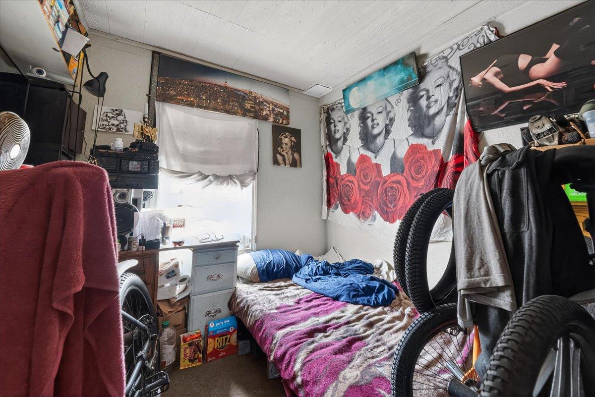 1328 E Fedora Avenue, Fresno, CA, 93704