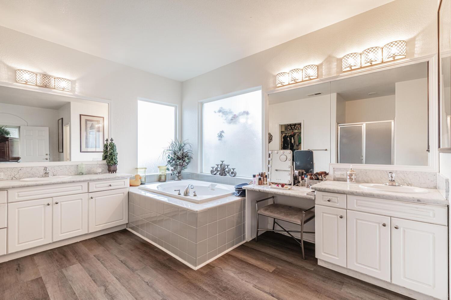 2170 W Beechwood Avenue, Fresno, CA, 93711