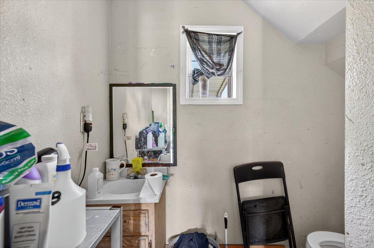 1328 E Fedora Avenue, Fresno, CA, 93704