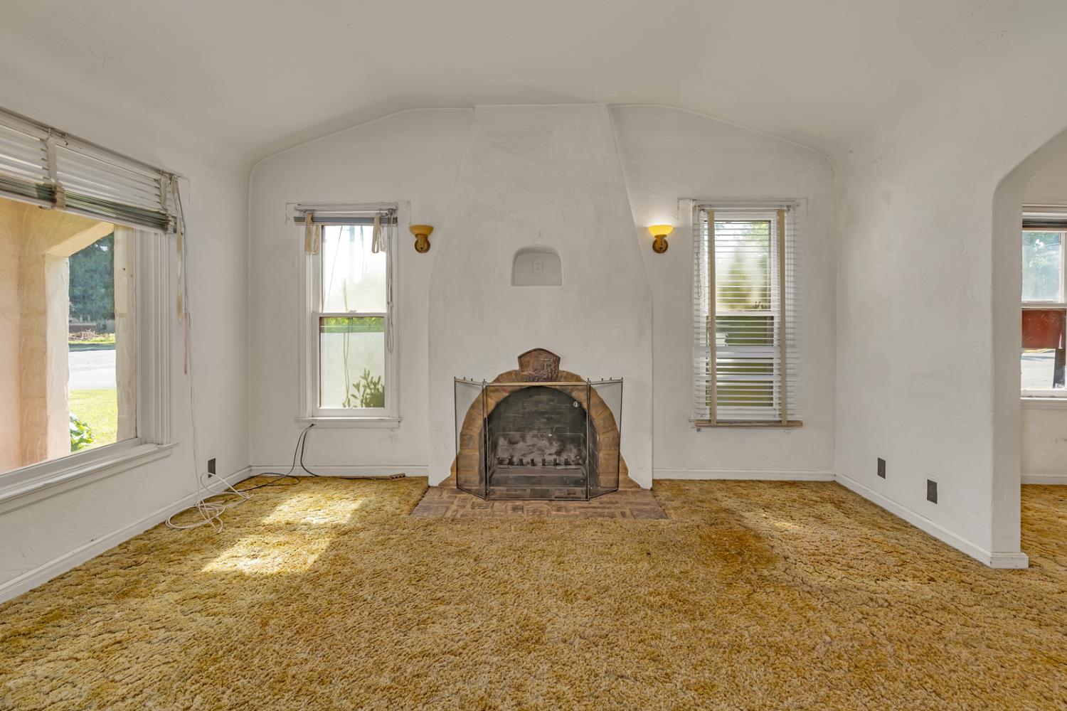 500 N G Street, Madera, CA, 93637