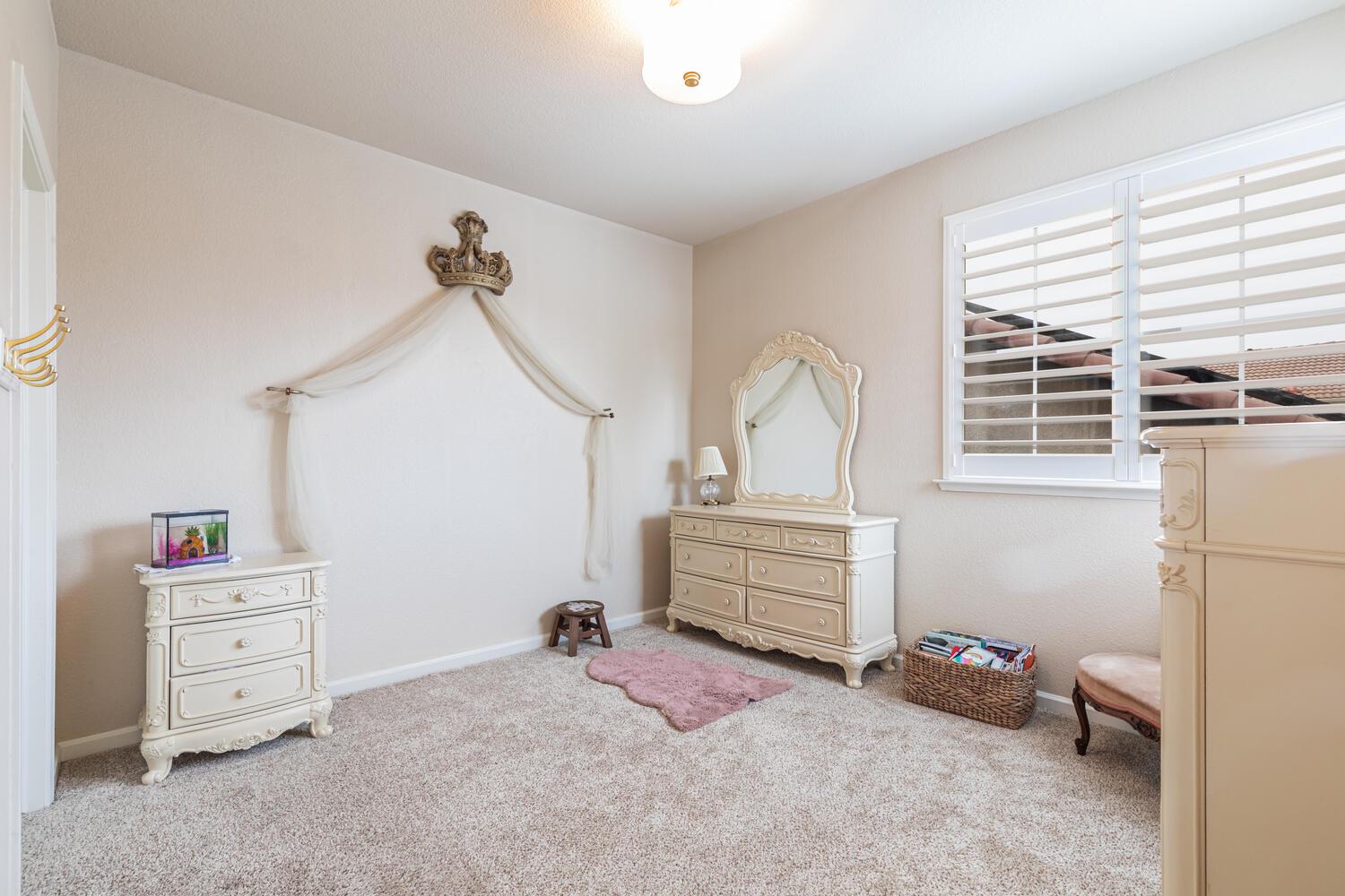 2170 W Beechwood Avenue, Fresno, CA, 93711