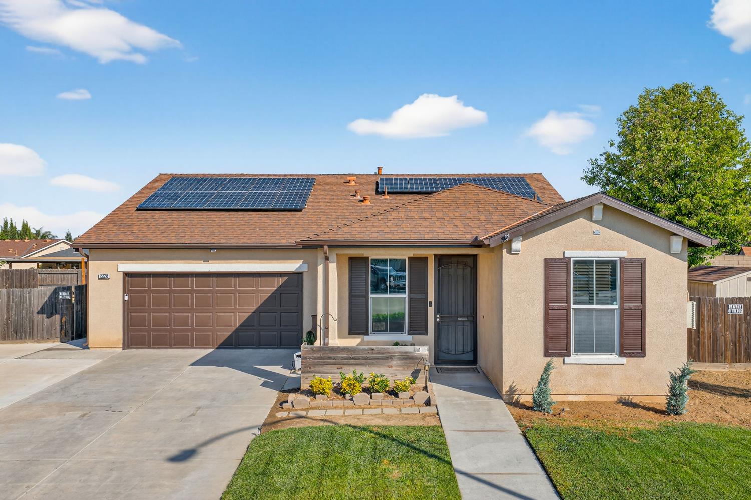 Single Family in Fresno - main photo