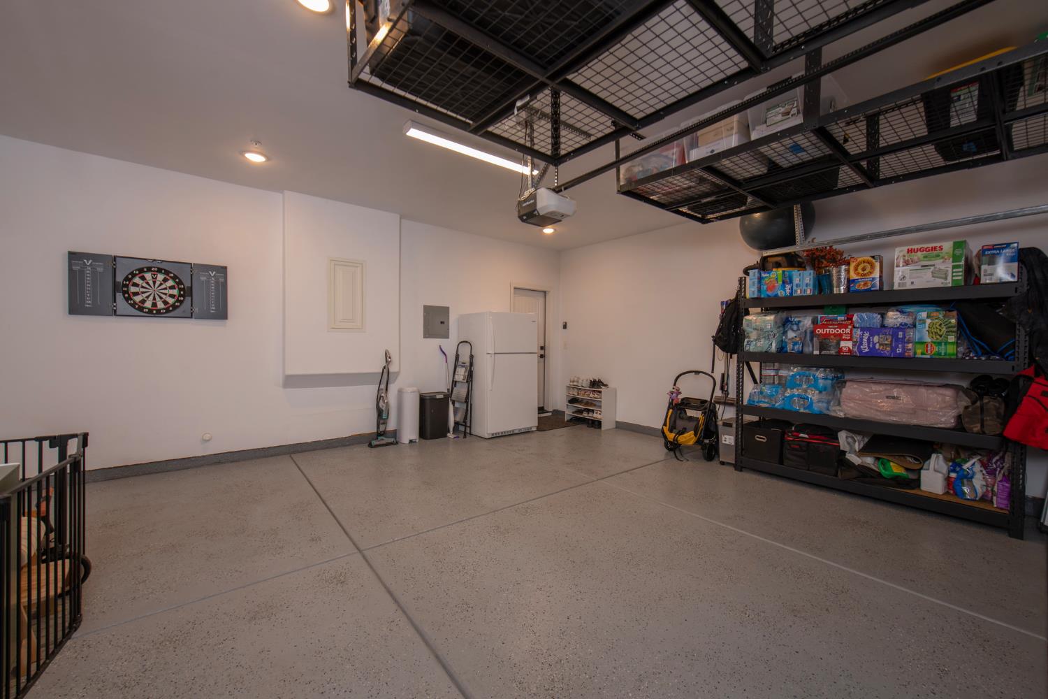 998 Ponderosa Way W, Madera, CA, 93636