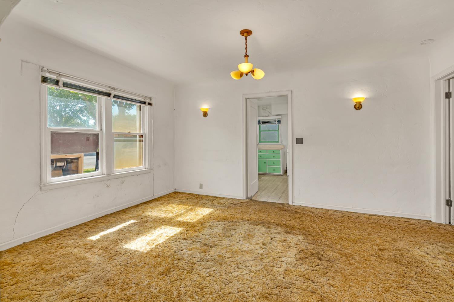 500 N G Street, Madera, CA, 93637