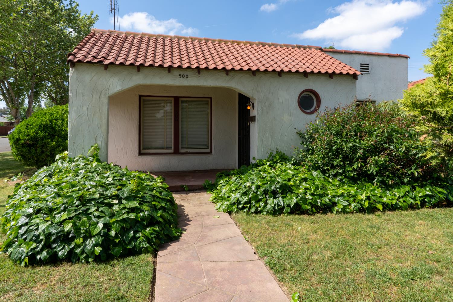 500 N G Street, Madera, CA, 93637