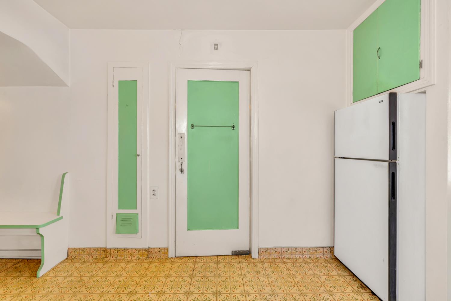 500 N G Street, Madera, CA, 93637