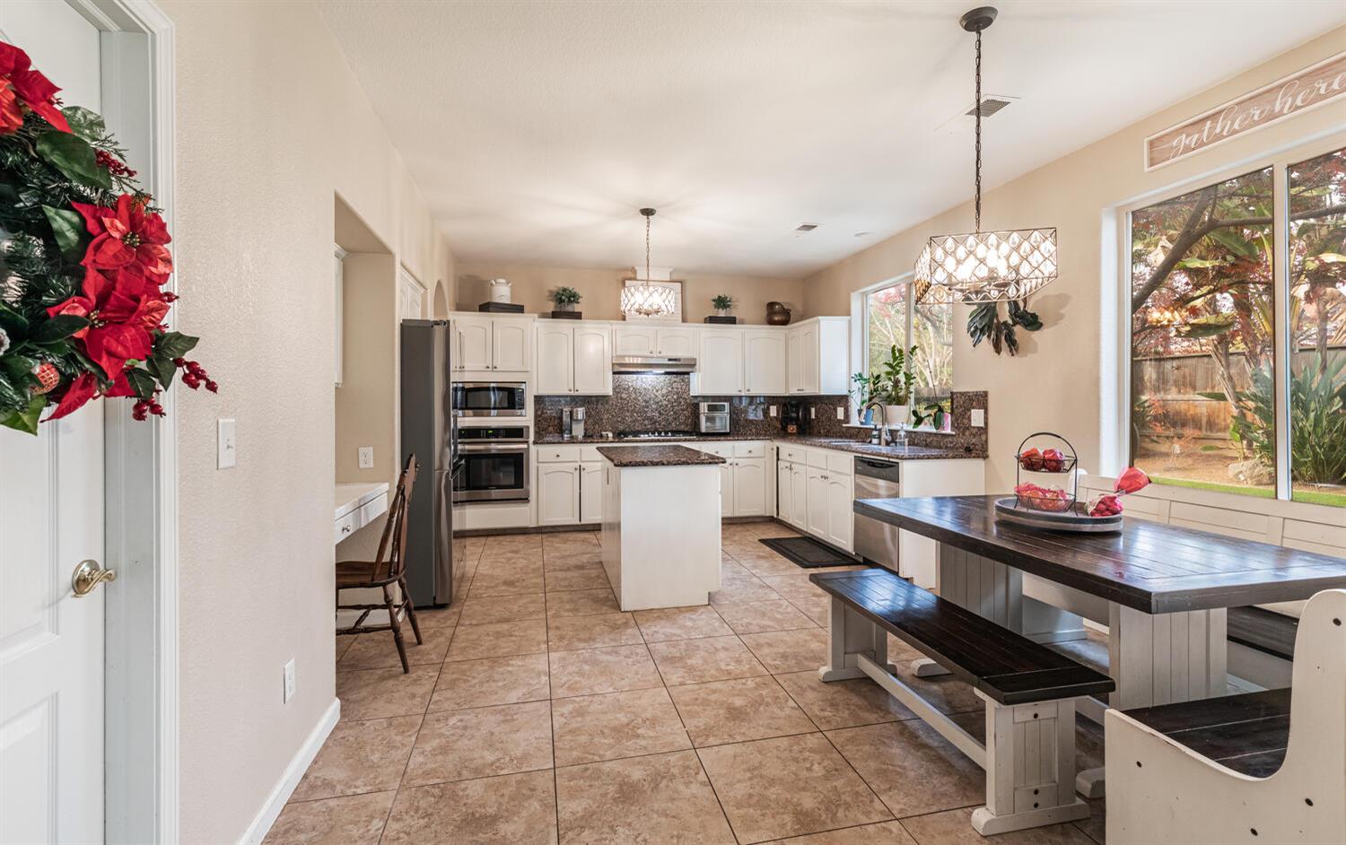 2170 W Beechwood Avenue, Fresno, CA, 93711