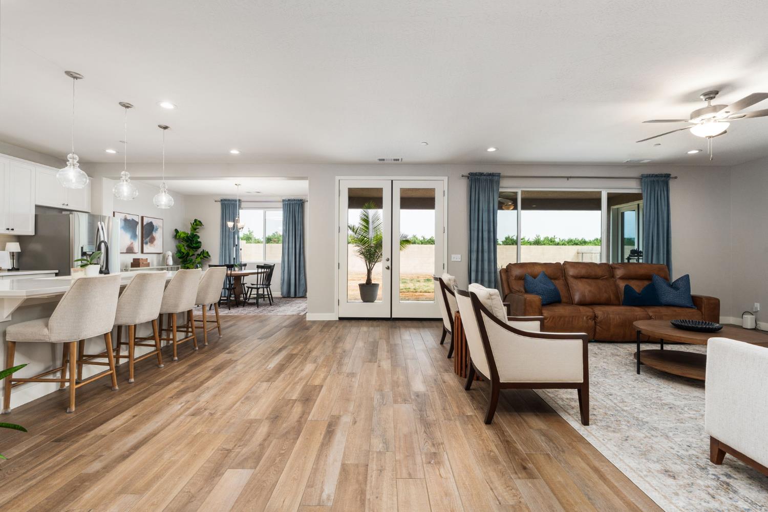 3428 N Crenshaw, Visalia, CA, 93291