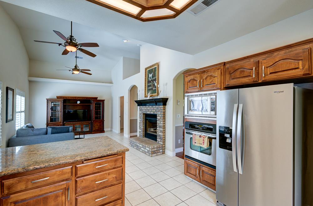 8894 N Winery Avenue, Fresno, CA, 93720