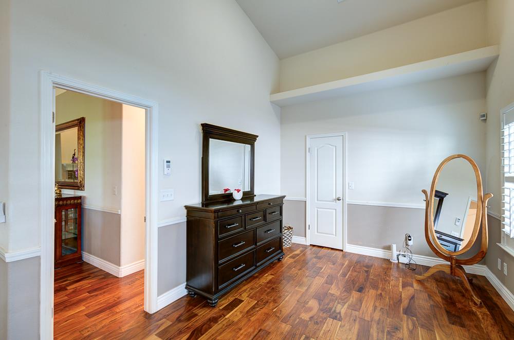 8894 N Winery Avenue, Fresno, CA, 93720