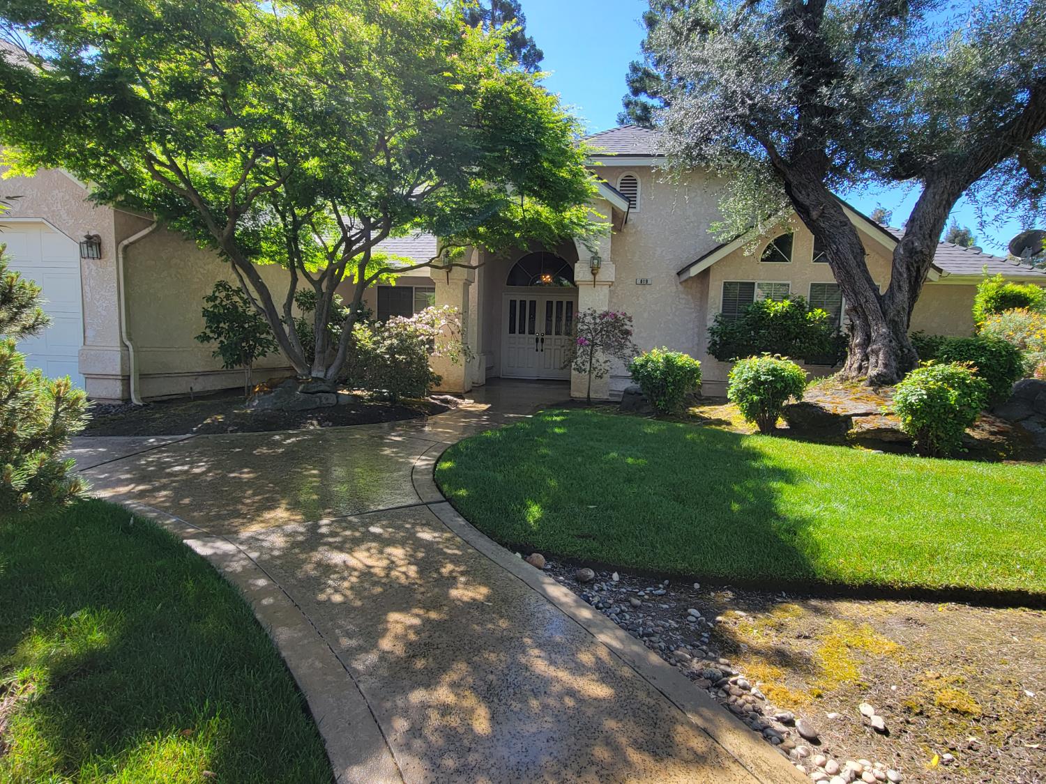 Single Family in Fresno - photo 3