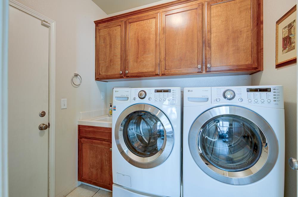 8894 N Winery Avenue, Fresno, CA, 93720