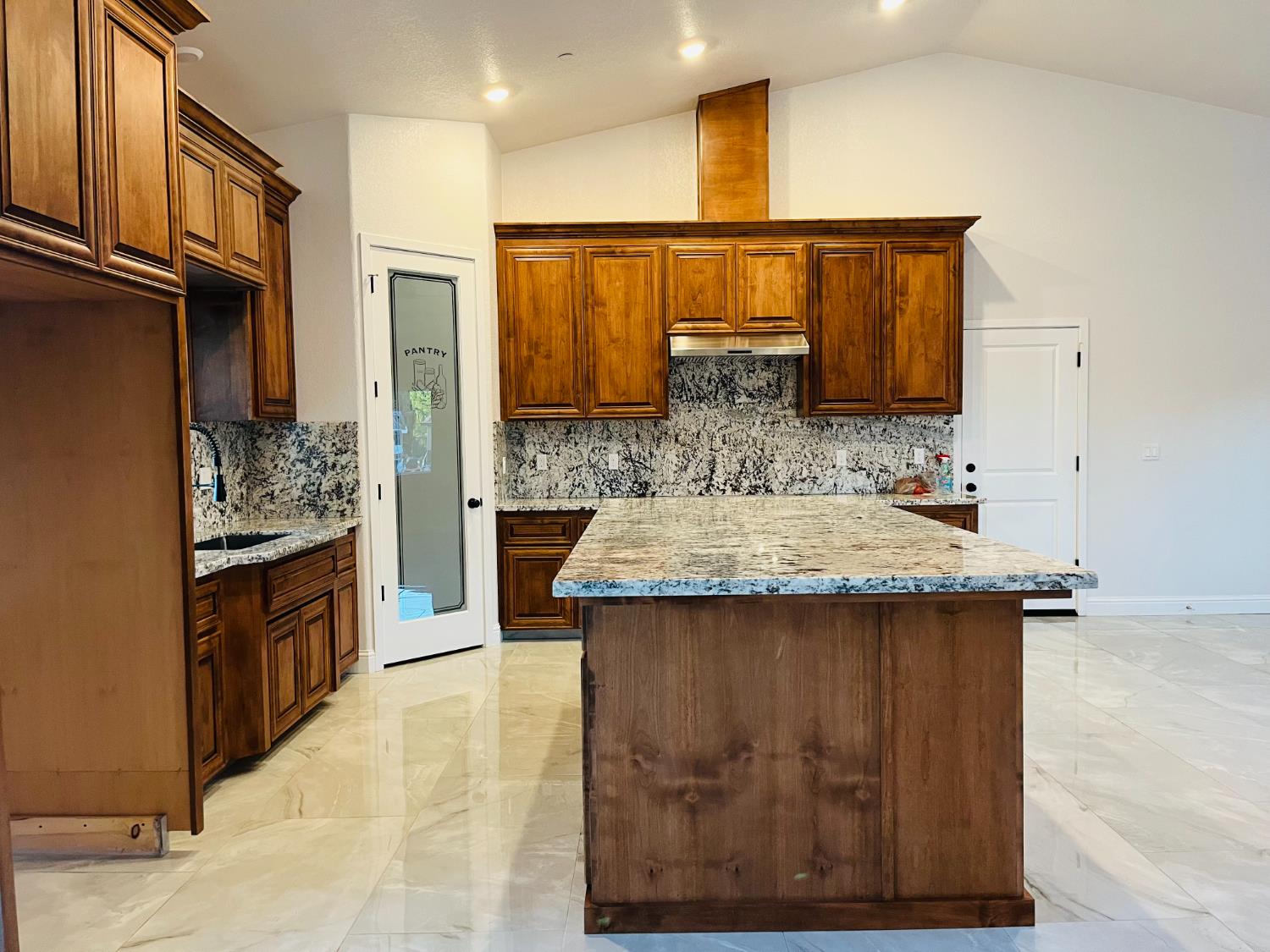 25791 Pickford Drive, Madera, CA, 93638