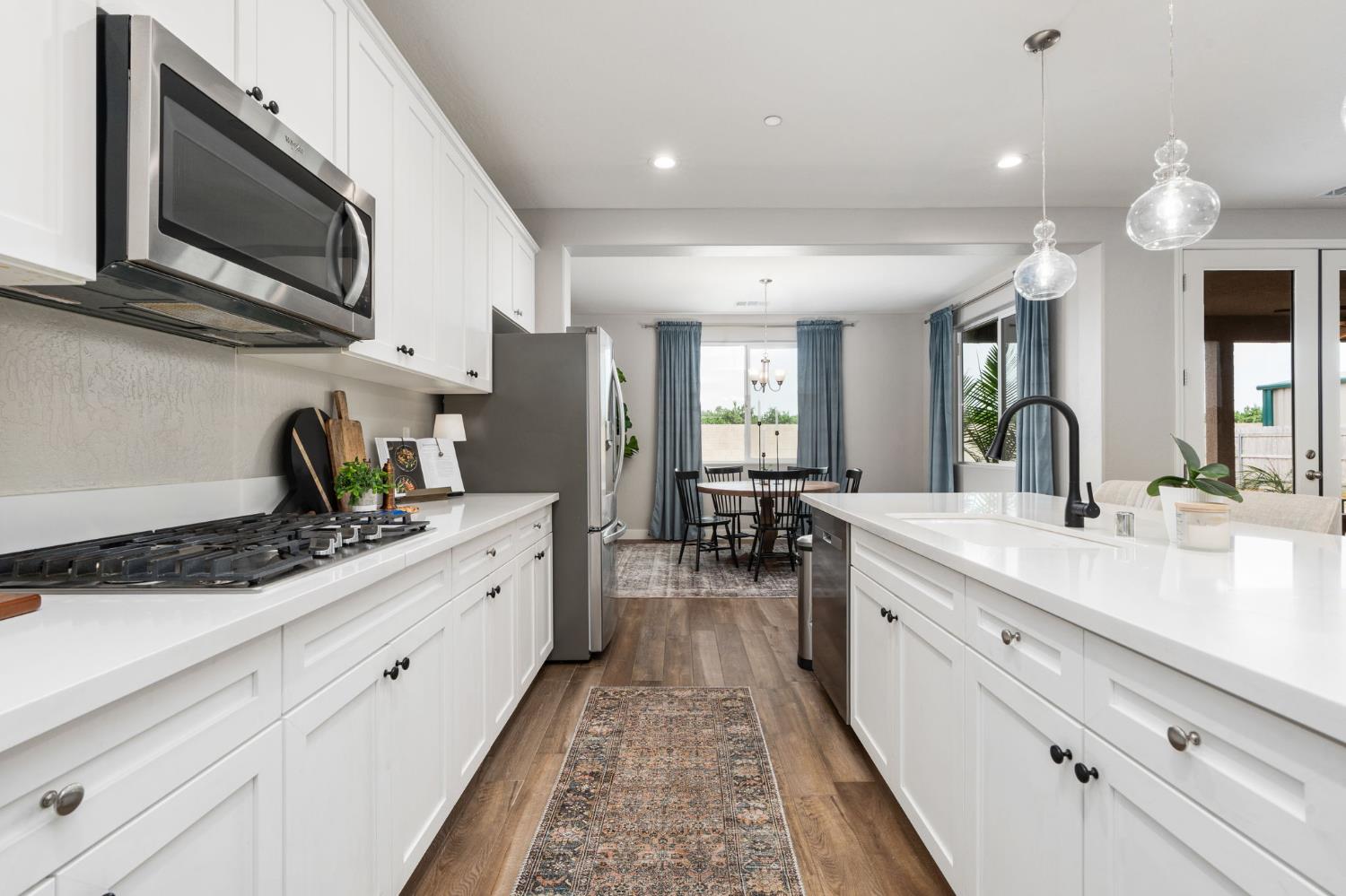 3428 N Crenshaw, Visalia, CA, 93291