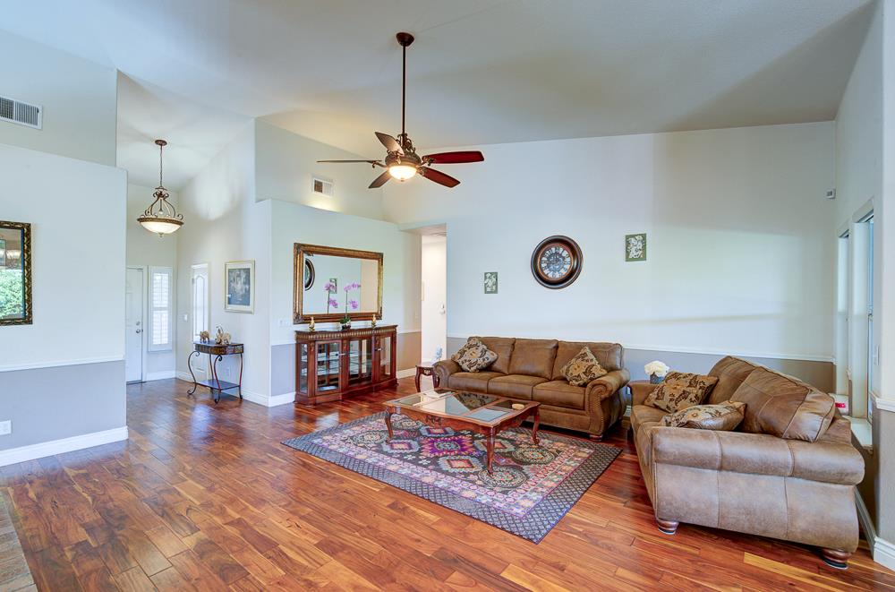 8894 N Winery Avenue, Fresno, CA, 93720