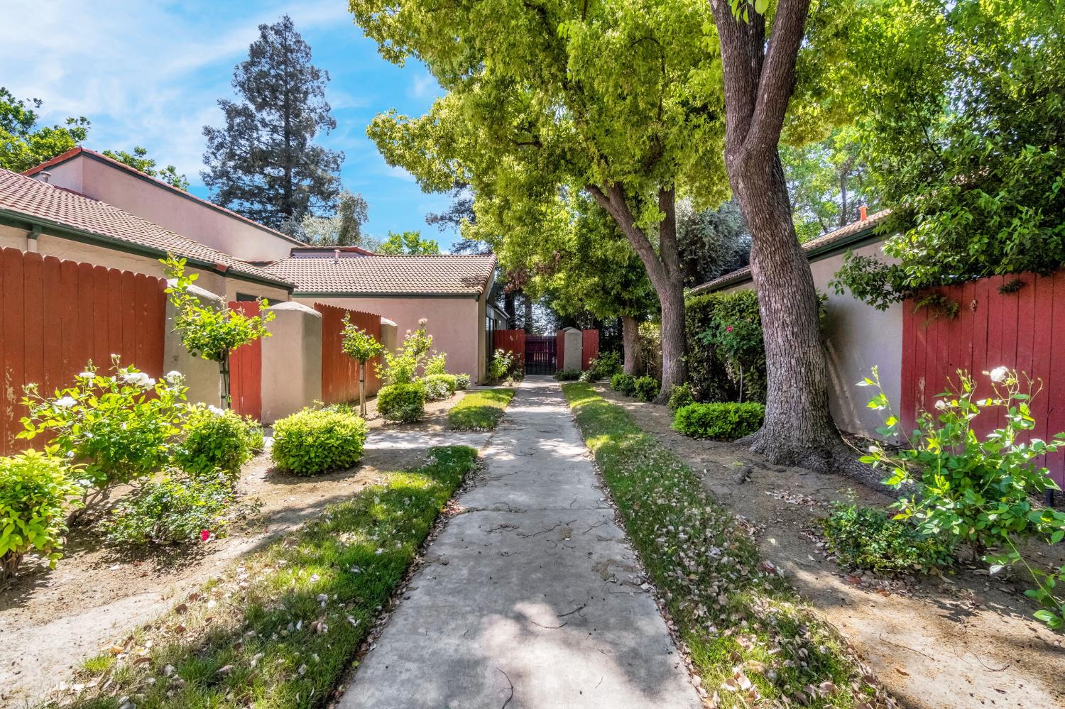 Condo in Fresno