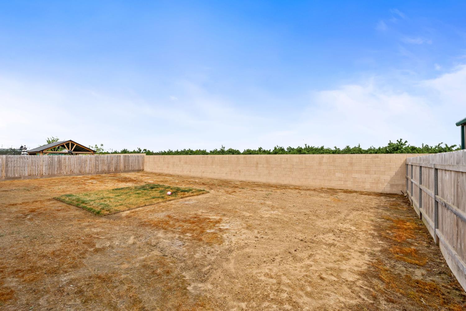 3428 N Crenshaw, Visalia, CA, 93291