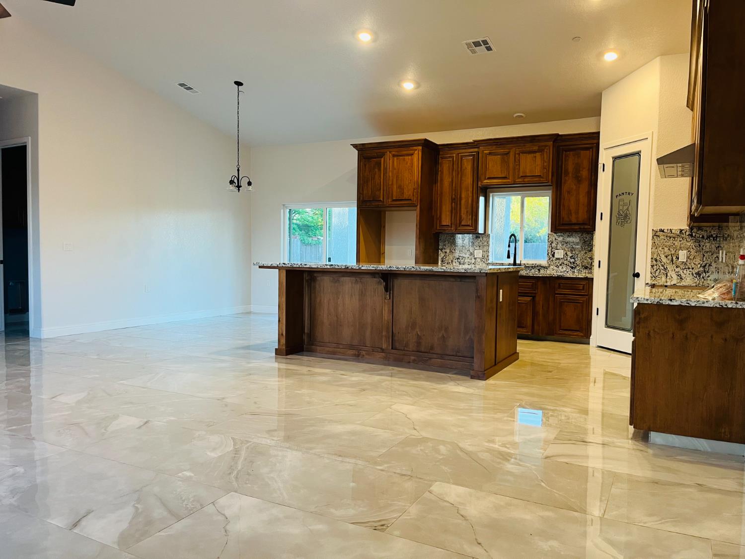 25791 Pickford Drive, Madera, CA, 93638