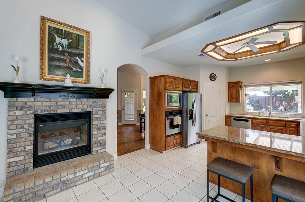 8894 N Winery Avenue, Fresno, CA, 93720