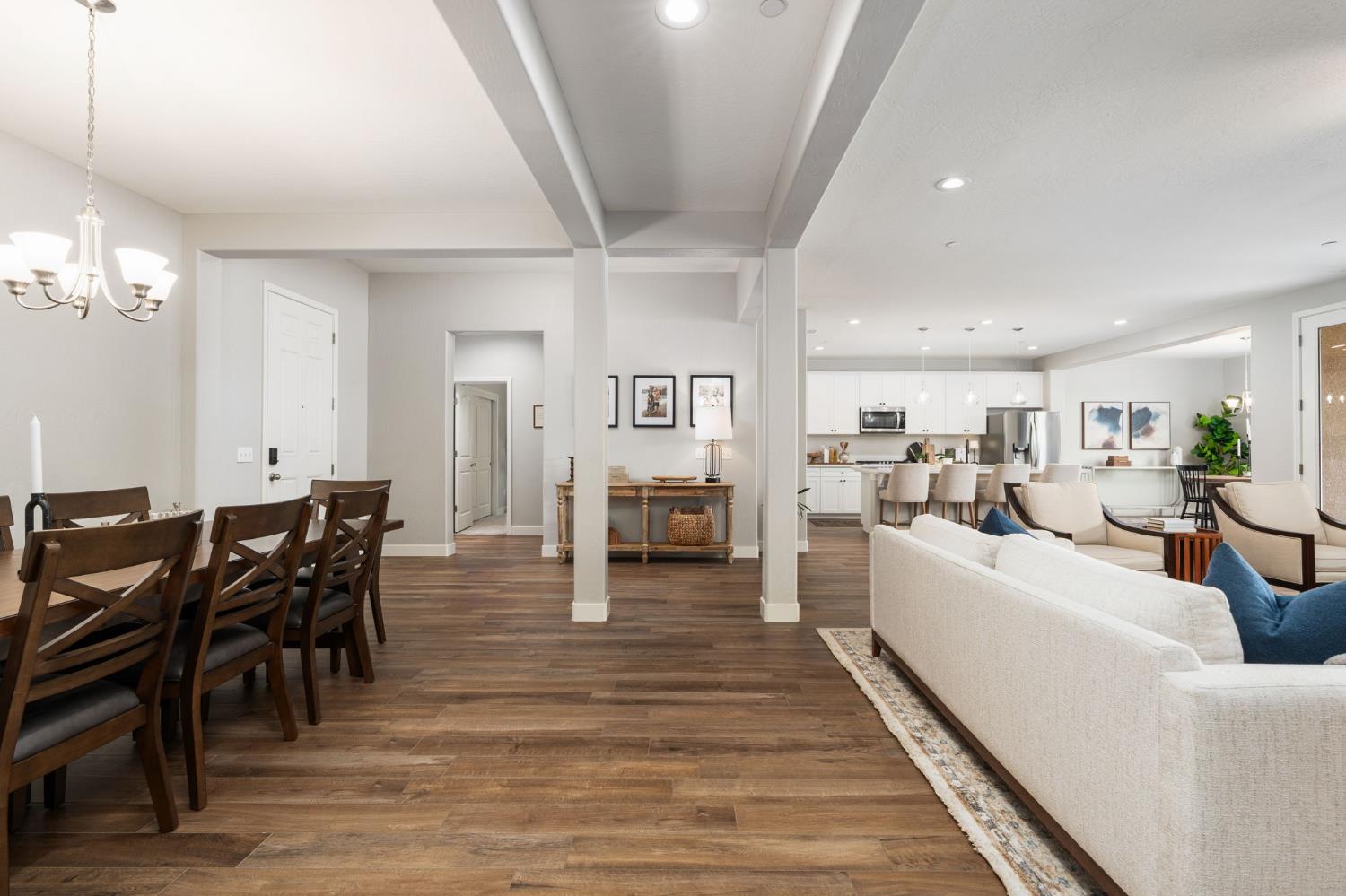 3428 N Crenshaw, Visalia, CA, 93291