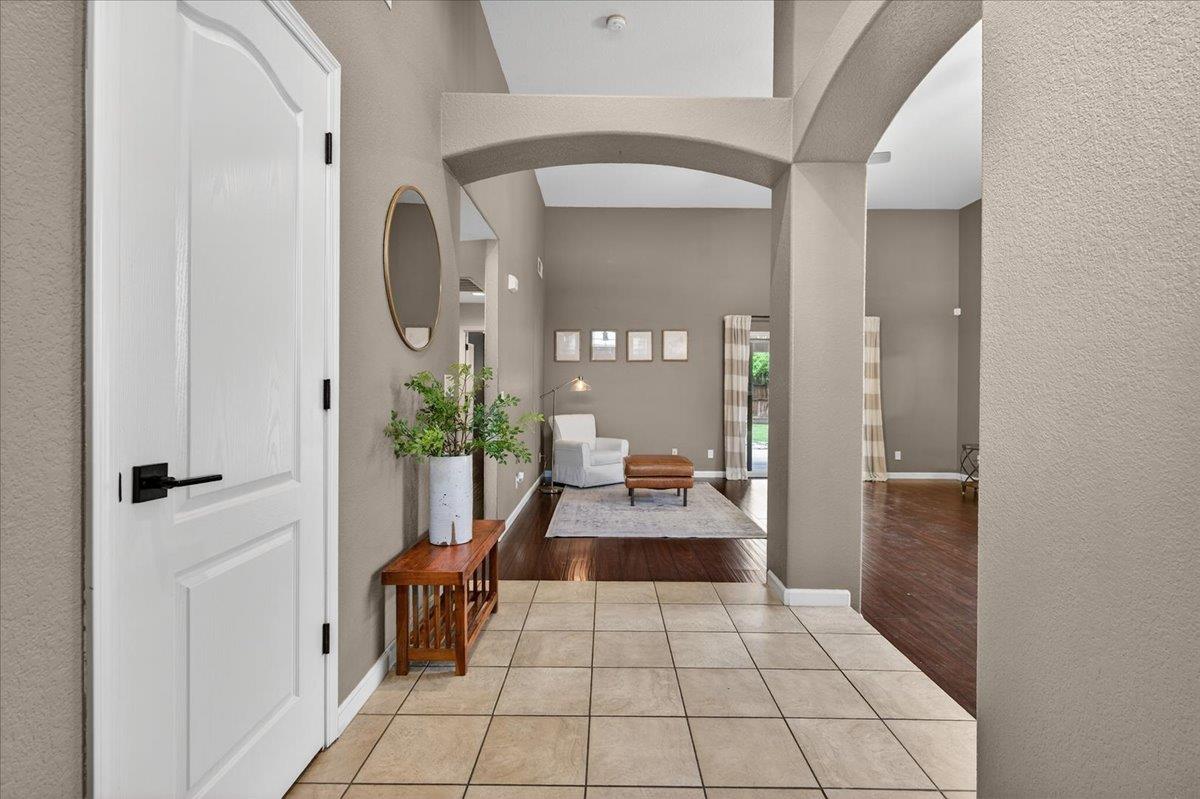 Single Family in Fresno - photo 3