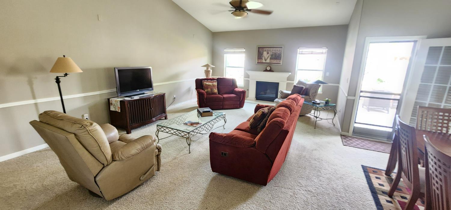 6654 E Liberty Avenue E, Fresno, CA, 93727