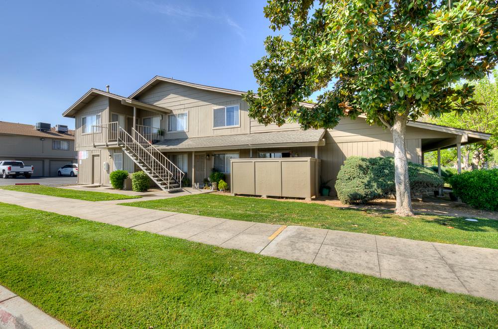 820 Sherwood Way, Madera, CA, 93638