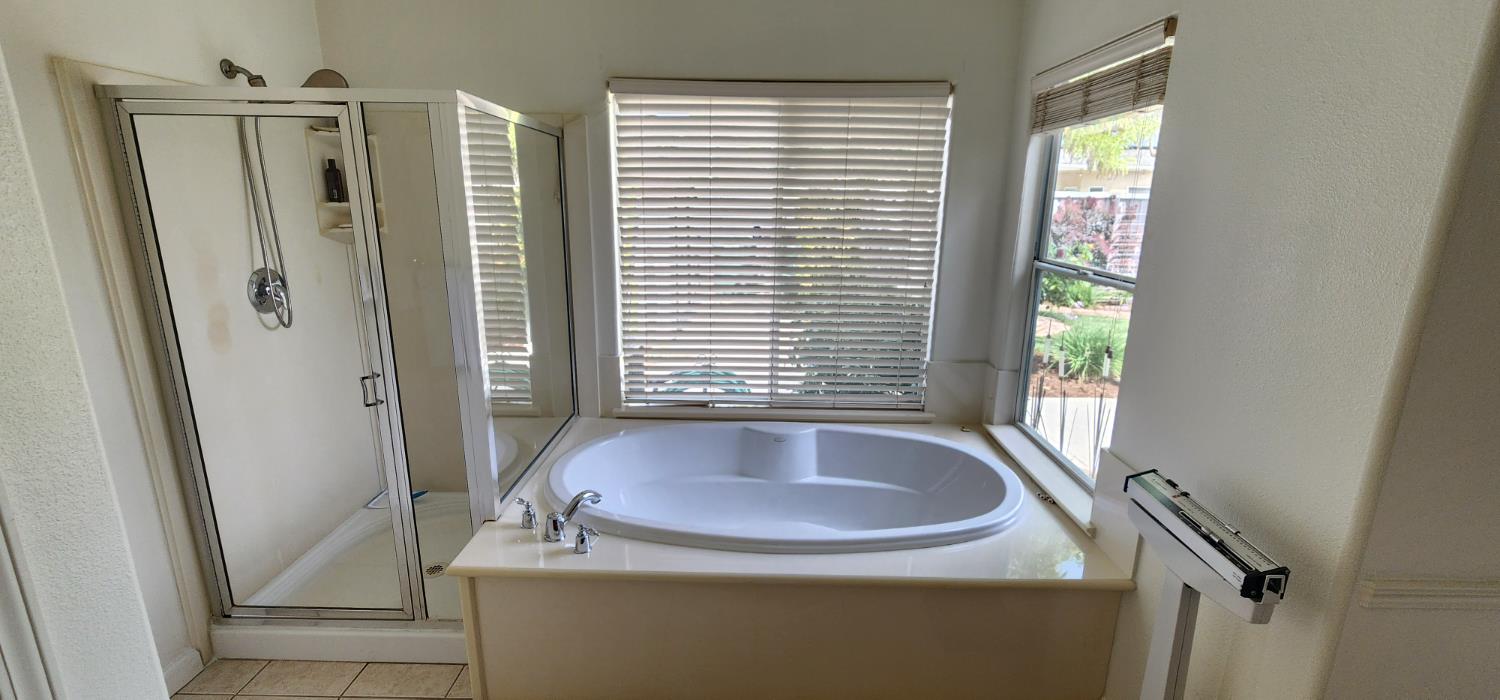 6654 E Liberty Avenue E, Fresno, CA, 93727