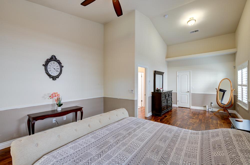 8894 N Winery Avenue, Fresno, CA, 93720