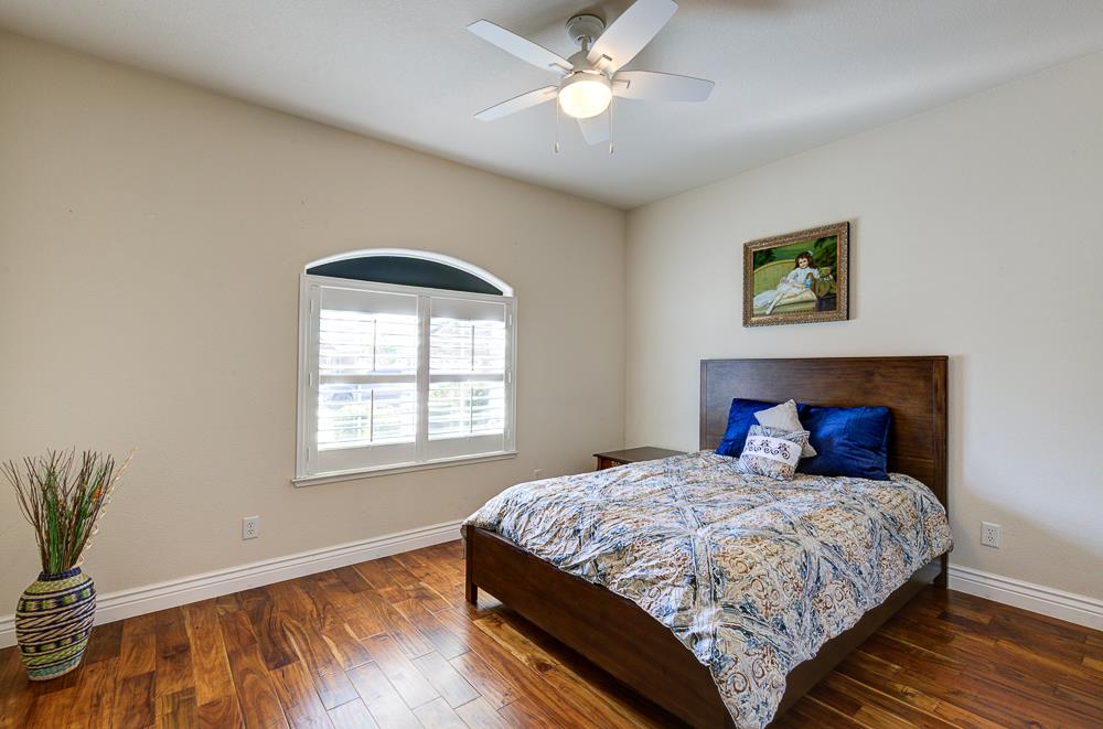 8894 N Winery Avenue, Fresno, CA, 93720