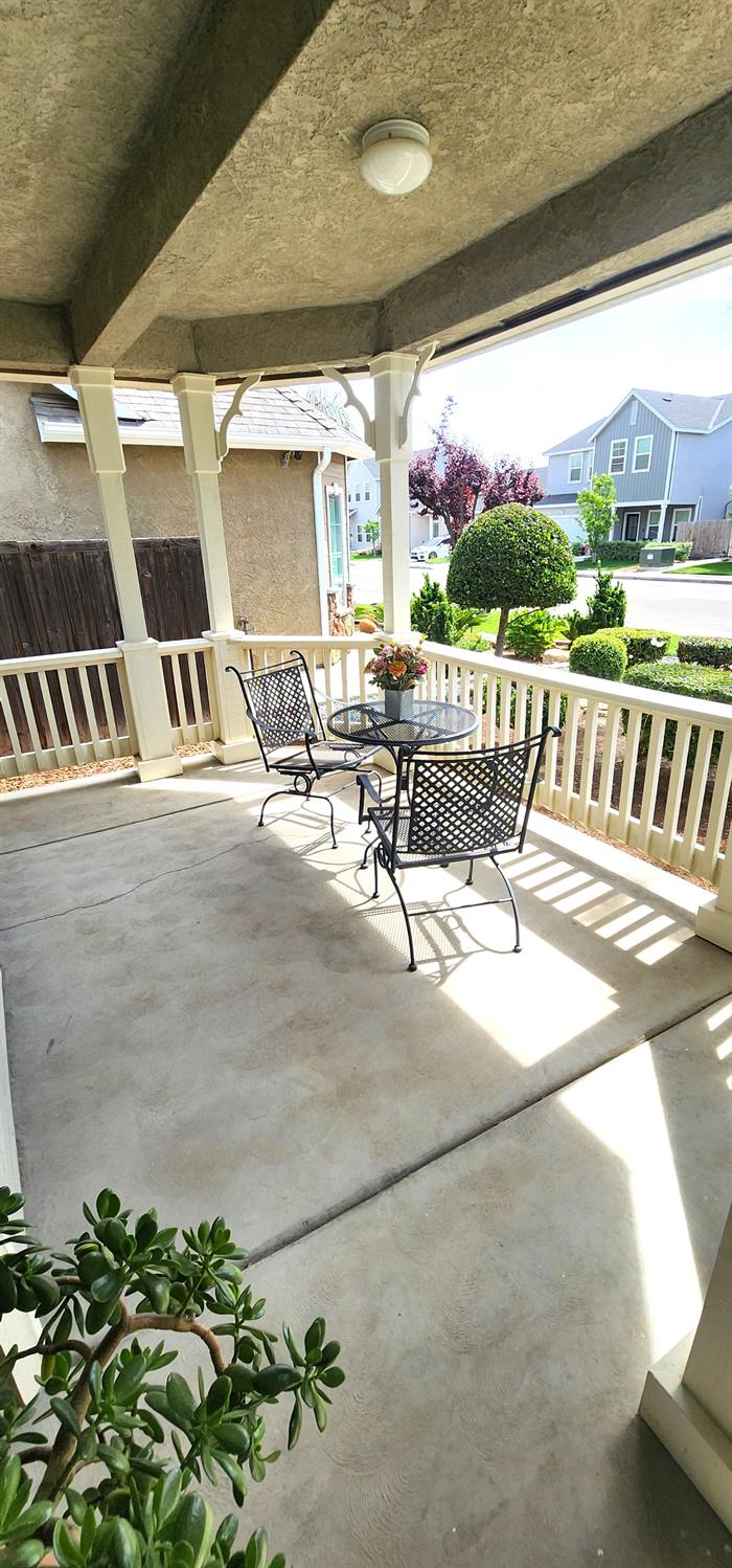 6654 E Liberty Avenue E, Fresno, CA, 93727