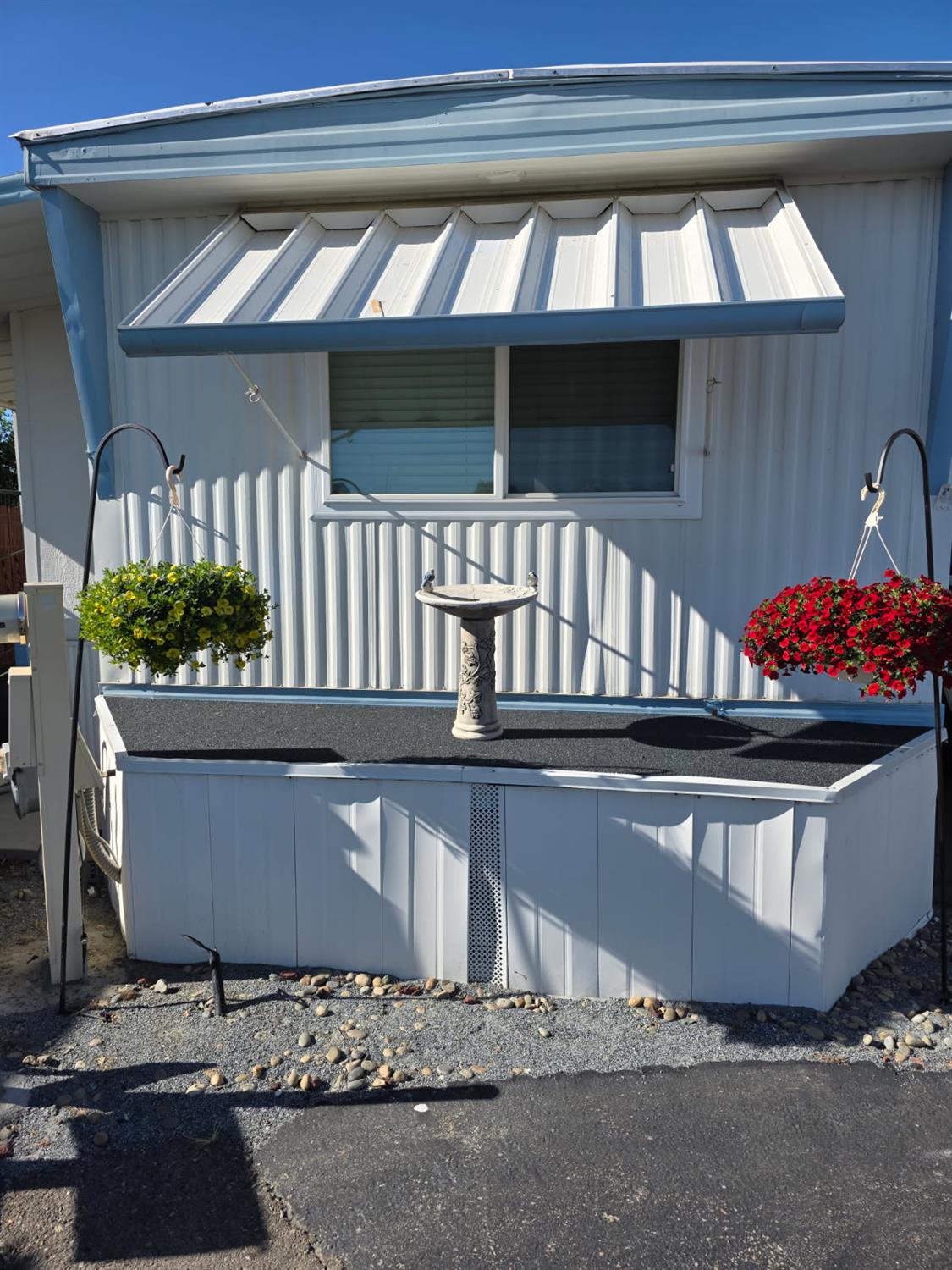 Mobile Home in Clovis - main photo