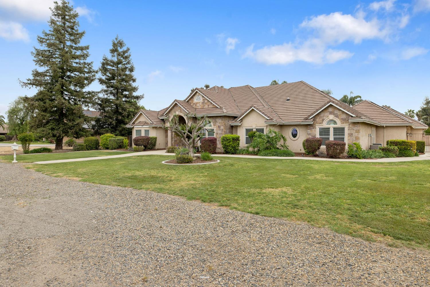 Featured listings