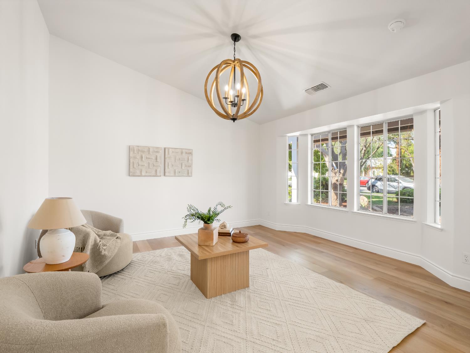 1115 W Minarets Avenue, Fresno, CA, 93650