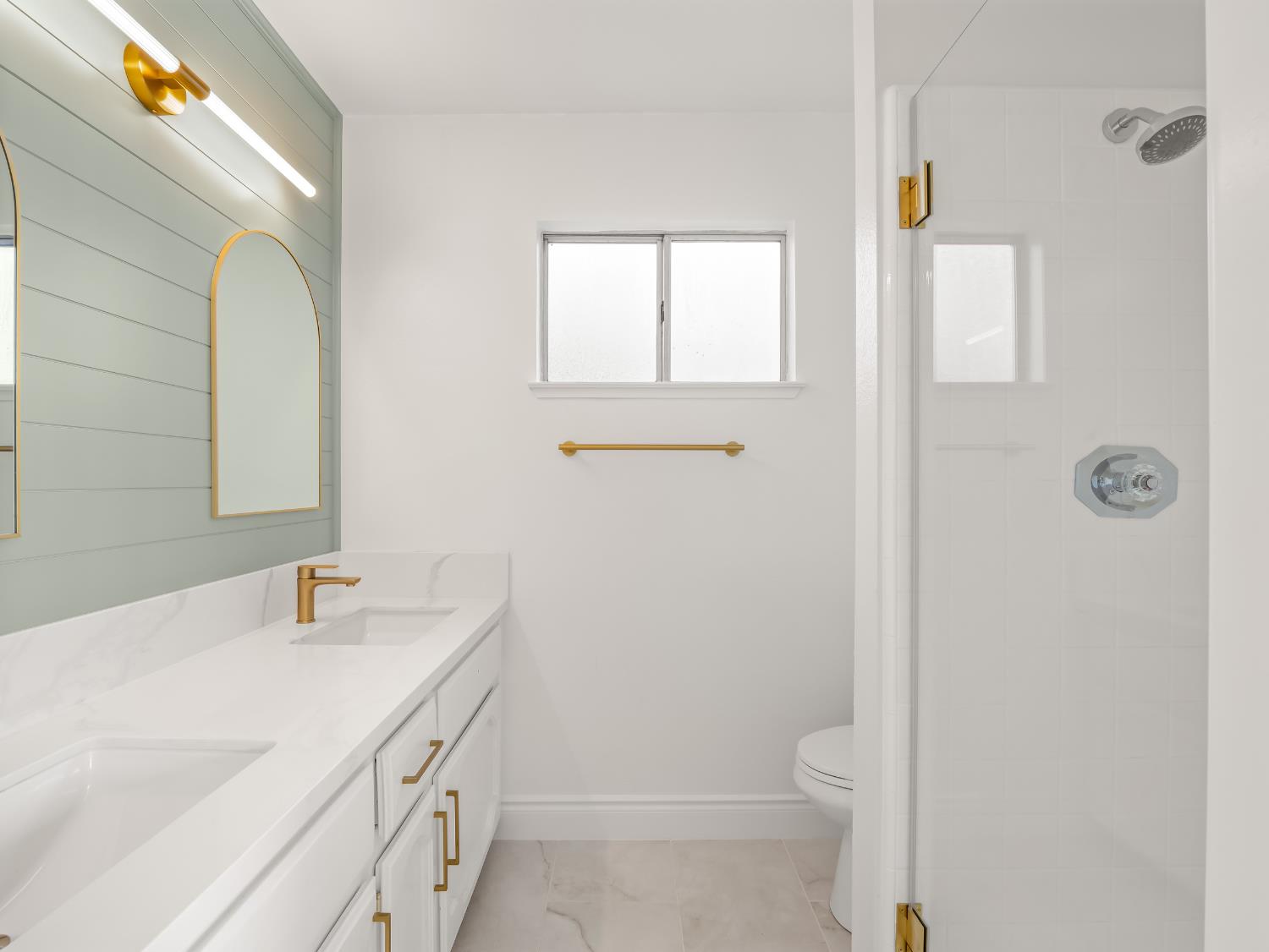 1115 W Minarets Avenue, Fresno, CA, 93650