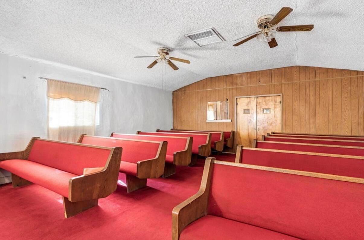 260 Lod Angeles N, Tulare, CA, 93274