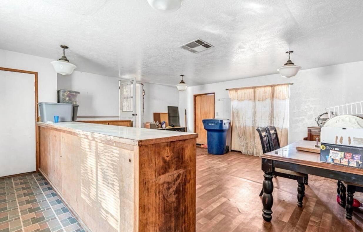 260 Lod Angeles N, Tulare, CA, 93274