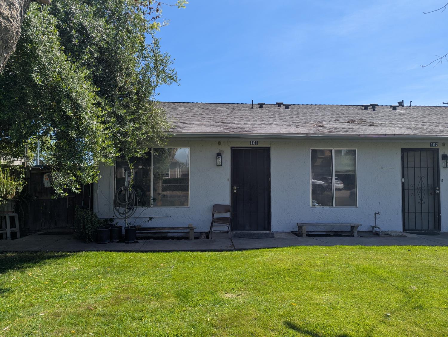 Fourplex in Sanger - photo 2