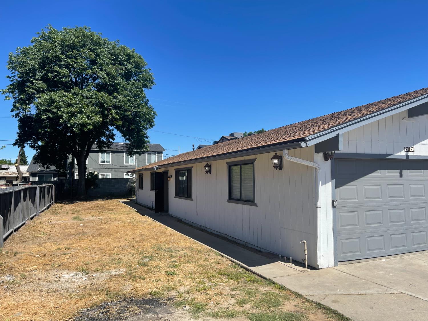 2626 W Garland Avenue, Fresno, CA, 93705